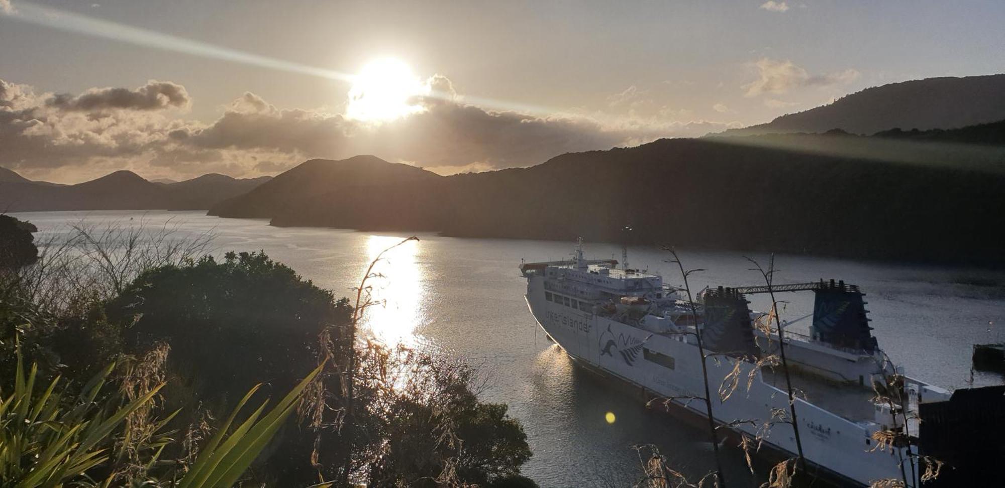 Enchanted Escape Picton Esterno foto